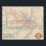 Puzzle Mapa de los ferrocarriles del subterráneo de<br><div class="desc">" Mapa de los ferrocarriles del subterráneo de Londres" a partir de 1933 por Henry Charles Beck y el transporte de Londres. La primera edición del primer año de aplicación el mapa famoso de Beck de los ferrocarriles de subterráneo de Londres, del primeros tal mapa para utilizar un diseño totalmente...</div>