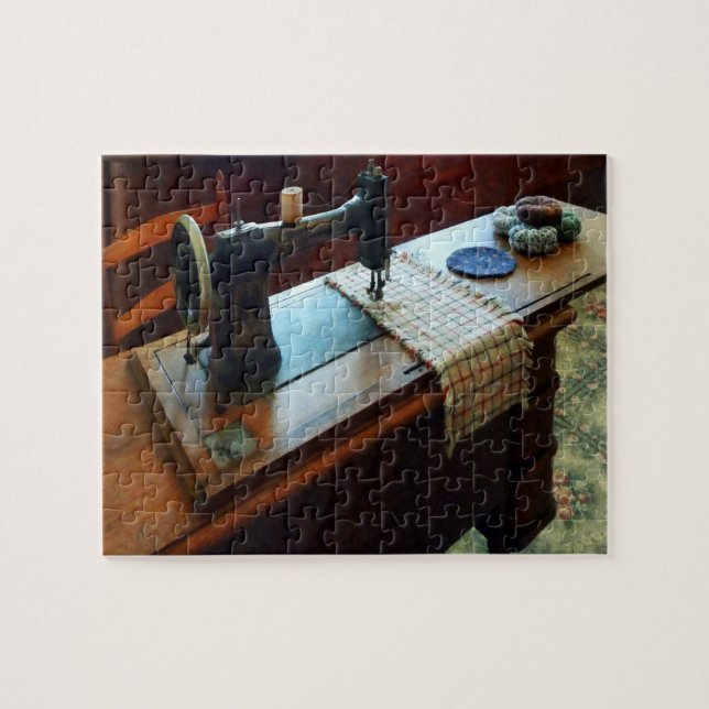 Puzzle Máquina de coser y incuchadoras (Horizontal)