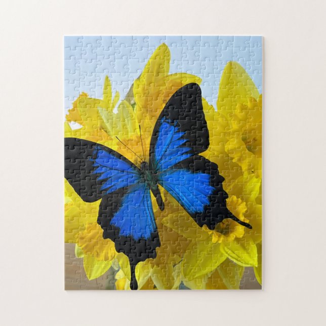 Puzzle Mariposa azul en daffodis (Vertical)