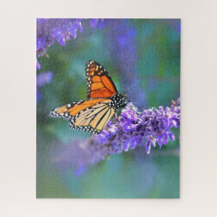 Puzzle Mariposa monarca en la flor de lilo púrpura