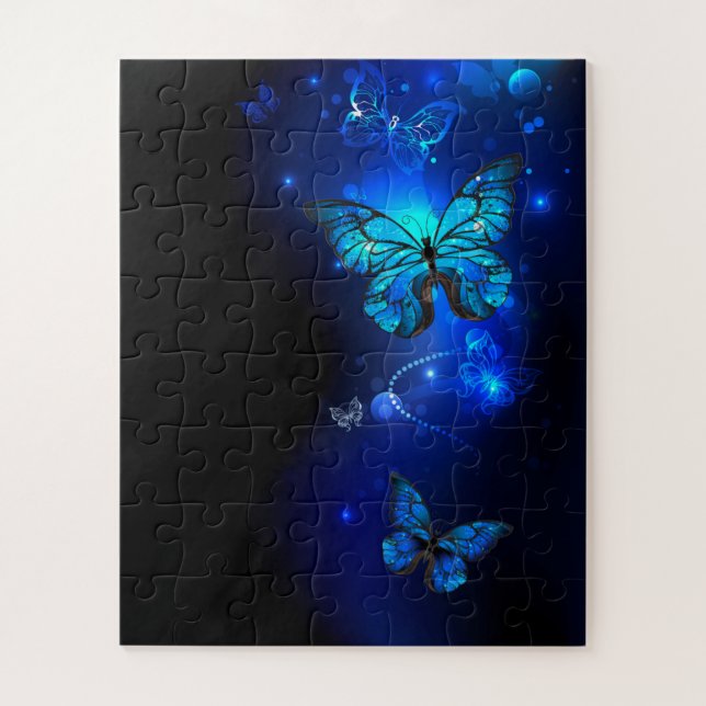 Puzzle Mariposa Morpho en fondo oscuro (Vertical)
