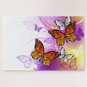 Puzzle Mariposas monarcas en fondo morado