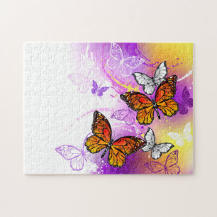Puzzle Mariposas monarcas en fondo morado