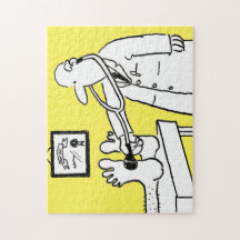 Médica divertida con Stethoscope