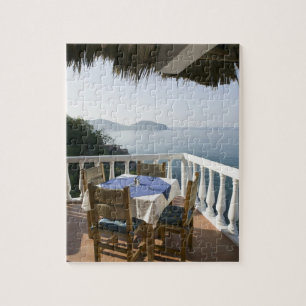 Puzzle México, Guerrero, Zihuatanejo. Mesa de café sobre