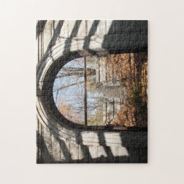 Puzzle Mirando a través de la ruina