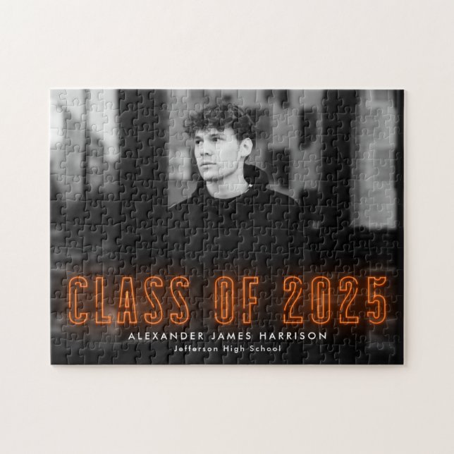 Puzzle Moderna clase Naranja Neon de 2025 Foto de graduac (Horizontal)