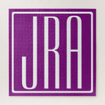 Puzzle Monograma de iniciales modernas en negrita 3 | Bla<br><div class="desc">Texto blanco y marco blanco sobre fondo púrpura (color de fondo cambiable).</div>