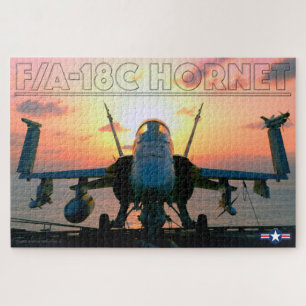 Puzzle MONTAJE DE HORNET F/A-18C (20x30 PULGADAS)