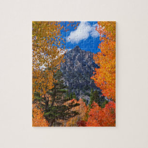 Puzzle Montaña enmarcada en follaje otoño, CA