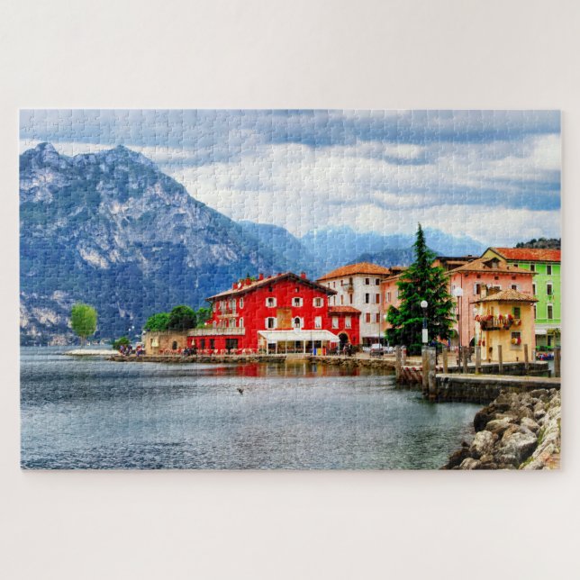 Puzzle Montañas alpinas del lago de Garda Viajes del nort (Horizontal)