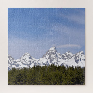 Puzzle Montañas, pinos y cielos azules - 20x20 pulgadas