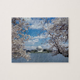 Puzzle Monumento de Thomas Jefferson con las flores de