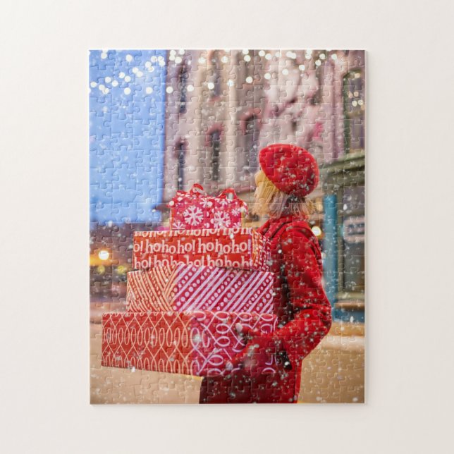 Puzzle mujer con regalos navideños (Vertical)