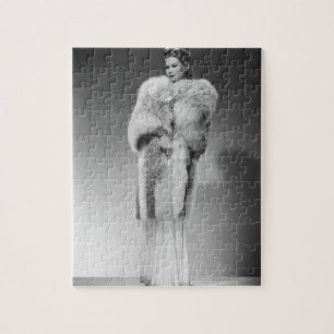 Puzzle Mujer en el vestido de noche 2