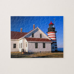 Puzzle NA, EE. UU., Maine. Faro de West Quoddy cerca