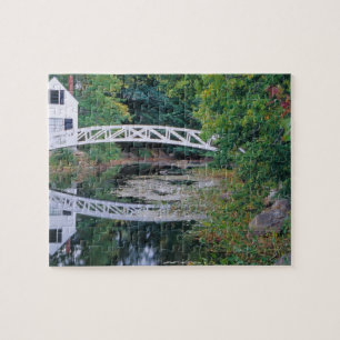 Puzzle NA, EE. UU., Maine. Puente sobre estanque en Some