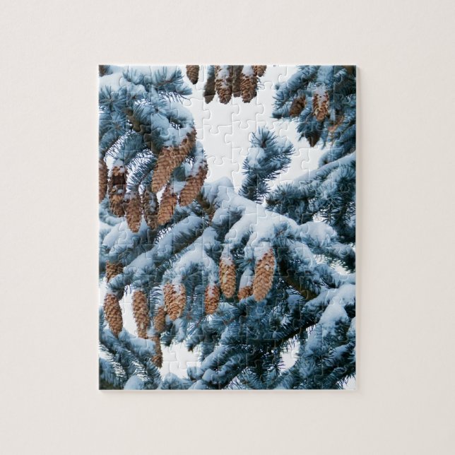 Puzzle Nieve cubierta de pinos y huesos (Vertical)