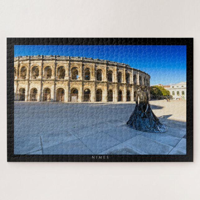 Puzzle NIMES - Arènes de Nimes y estatua (Horizontal)