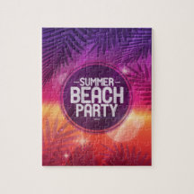 Noche del Fiesta de la playa de verano
