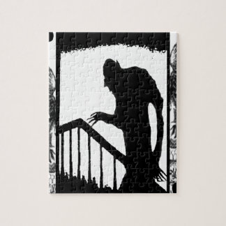 Puzzle Nosferatu-sombra en las escaleras