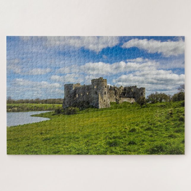 Puzzle Nubes sobre el castillo de Carew (Horizontal)