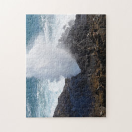 Puzzle Oleada en las rocas