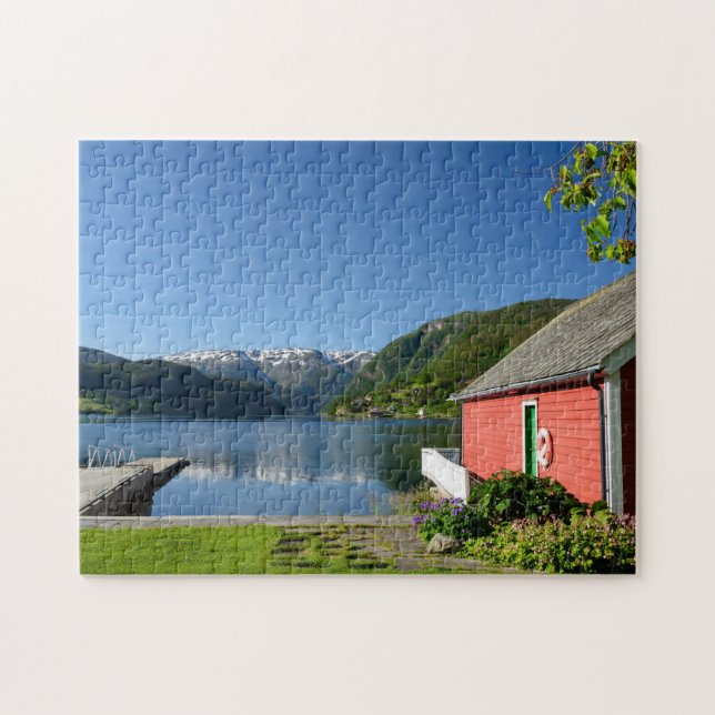 Puzzle Opinión noruega y boathouse del fiordo