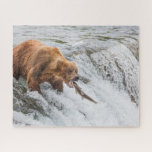 Puzzle Oso pardo atrapa salmón rojo<br><div class="desc">Osos pardos pescan salmón rojo en las cataratas del río Brooks,  Parque Nacional Katmai,  suroeste de Alaska.</div>