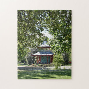 Puzzle Pagoda Victoria Park Tower Hamlets Londres Reino U