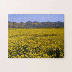 Puzzle Paisaje del campo de las flores silvestres amarill