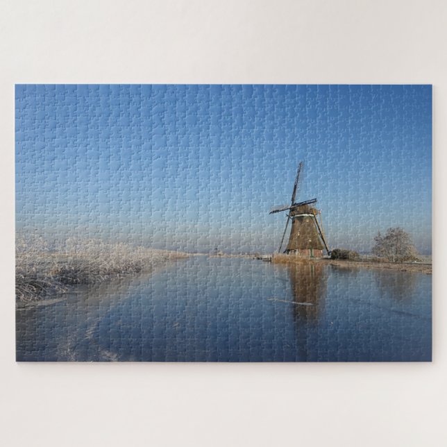 Puzzle Paisaje del invierno con el molino de viento y el (Horizontal)