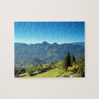 Puzzle Paisaje hermoso de la montaña en Taiwán