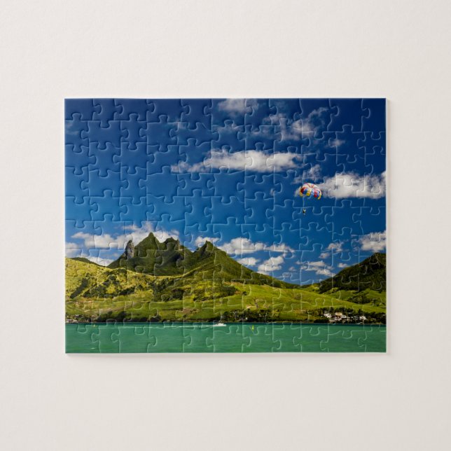 Puzzle Paracaidismo en Vista del impresionante León (Horizontal)