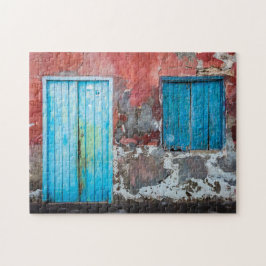 Puzzle Pared colorida, puerta y persianas