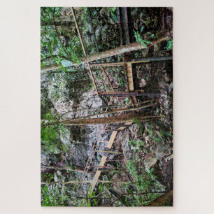 Puzzle Pasarela de la selva hecha a mano