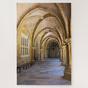 Puzzle Pasillo abovedado de la catedral del claustro