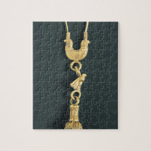 Puzzle Pendiente del oro con el colgante descenso-formado