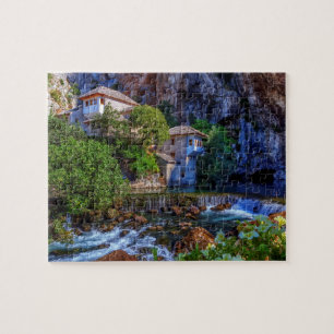 Puzzle Pequeño pueblo Blagaj en la cascada del Buna,