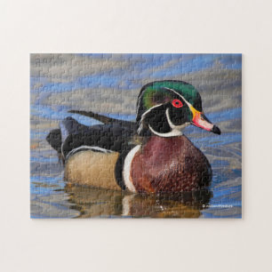 Puzzle Perfil de un bonito pato de madera en el agua