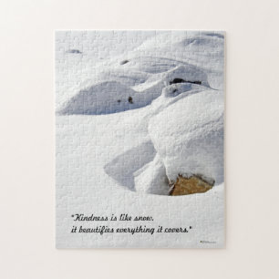 Puzzle Perforaciones de nieve sobre las rocas