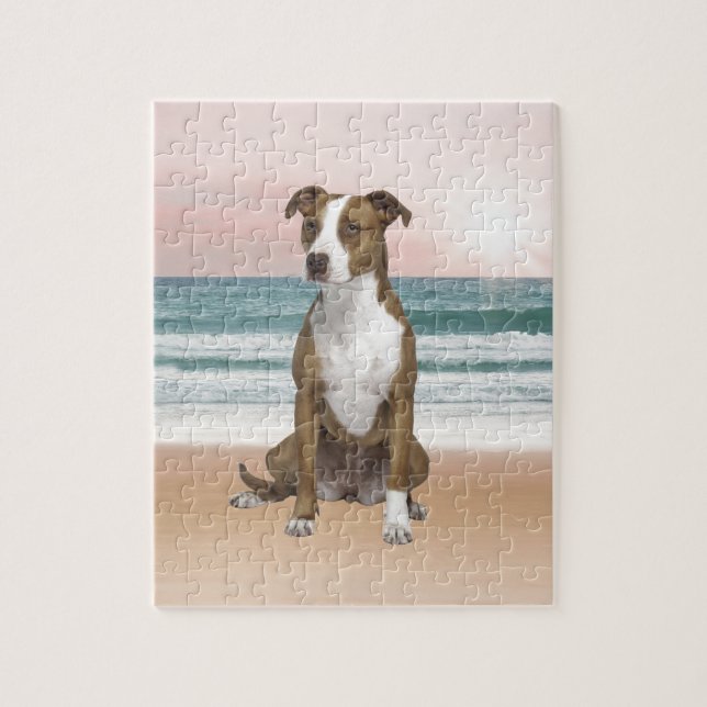 Puzzle Perro de Pitbull lindo sentado en la playa con pue (Vertical)