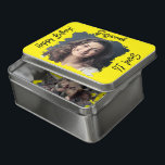 Puzzle Personalizado Foto 16ª plantilla de cumpleaños fel<br><div class="desc">Personalizar el texto de la celebración con tu mensaje apropiado para cualquier ocasión. Reemplace la fotografía de marcador de posición con su foto. Rellene los campos de la plantilla, elimine texto o edite utilizando la herramienta de diseño para seleccionar el estilo de fuente, el tamaño y el color que prefiera....</div>