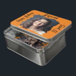 Puzzle Personalizado Foto 16ª plantilla de Naranja Feliz<br><div class="desc">Personalizar el texto de la celebración con tu mensaje apropiado para cualquier ocasión. Reemplace la fotografía de marcador de posición con su foto en el fondo del naranja. Rellene los campos de la plantilla, elimine texto o edite utilizando la herramienta de diseño para seleccionar el estilo de fuente, el tamaño...</div>