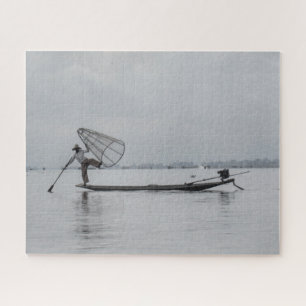 Puzzle pesca en el lago Inle