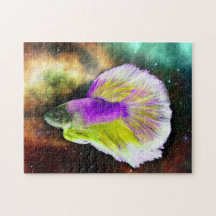 Pescado beta colorido en el universo de las estrel