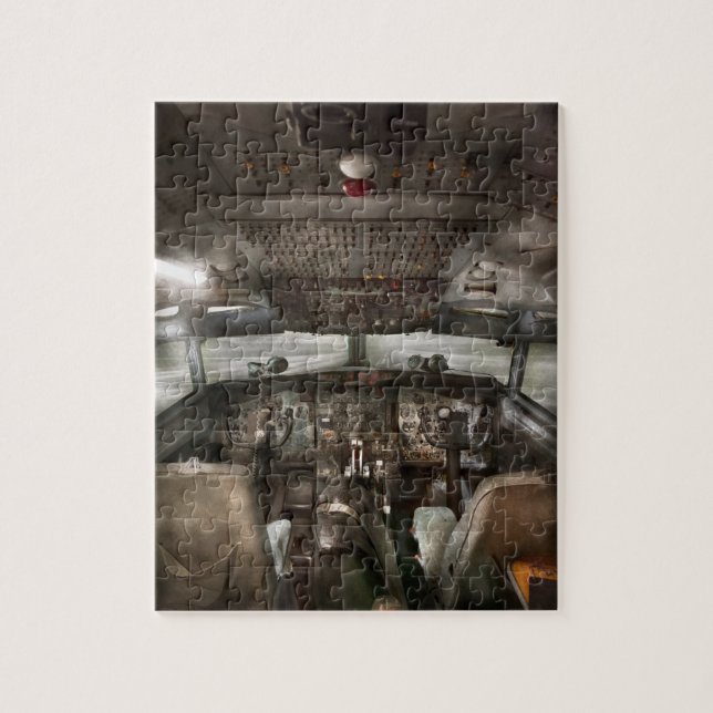 Puzzle Piloto - Cockpit - Necesitamos uno o dos pilotos (Vertical)