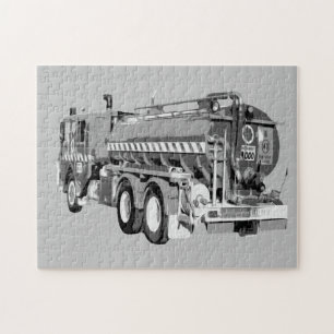 Puzzle Pintura de aceite de camión de fuego gris, rompeca