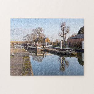 Puzzle Ponders End Lock, navegación del río Lee, Enfield