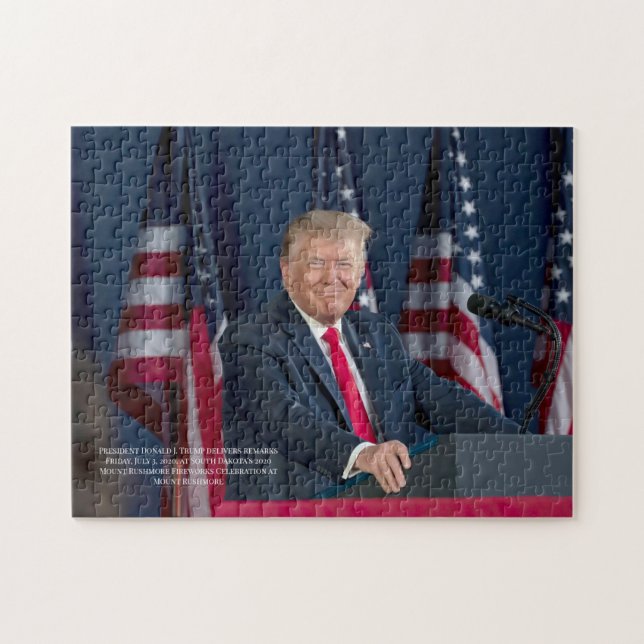 Puzzle Presidente Donald J. Discurso de Trump Mt Rushmore (Horizontal)